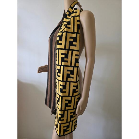 Fendi yellow brown FF Logo Printed Wool reversible scarf - Picture 9 of 10